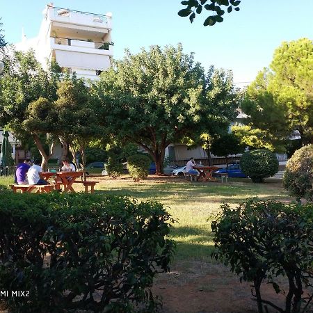 Beautiful House In Alimos Near To The Beach And Metro Athen Exterior foto