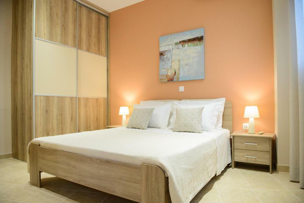 Beautiful House In Alimos Near To The Beach And Metro Athen Exterior foto