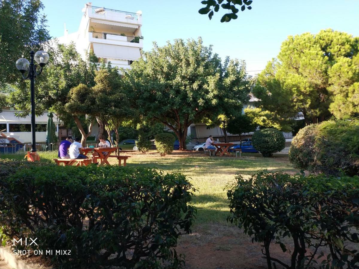 Beautiful House In Alimos Near To The Beach And Metro Athen Exterior foto